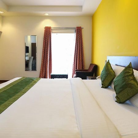 Treebo Trend White Mg Hotel บังกาลอร์ ภายนอก รูปภาพ