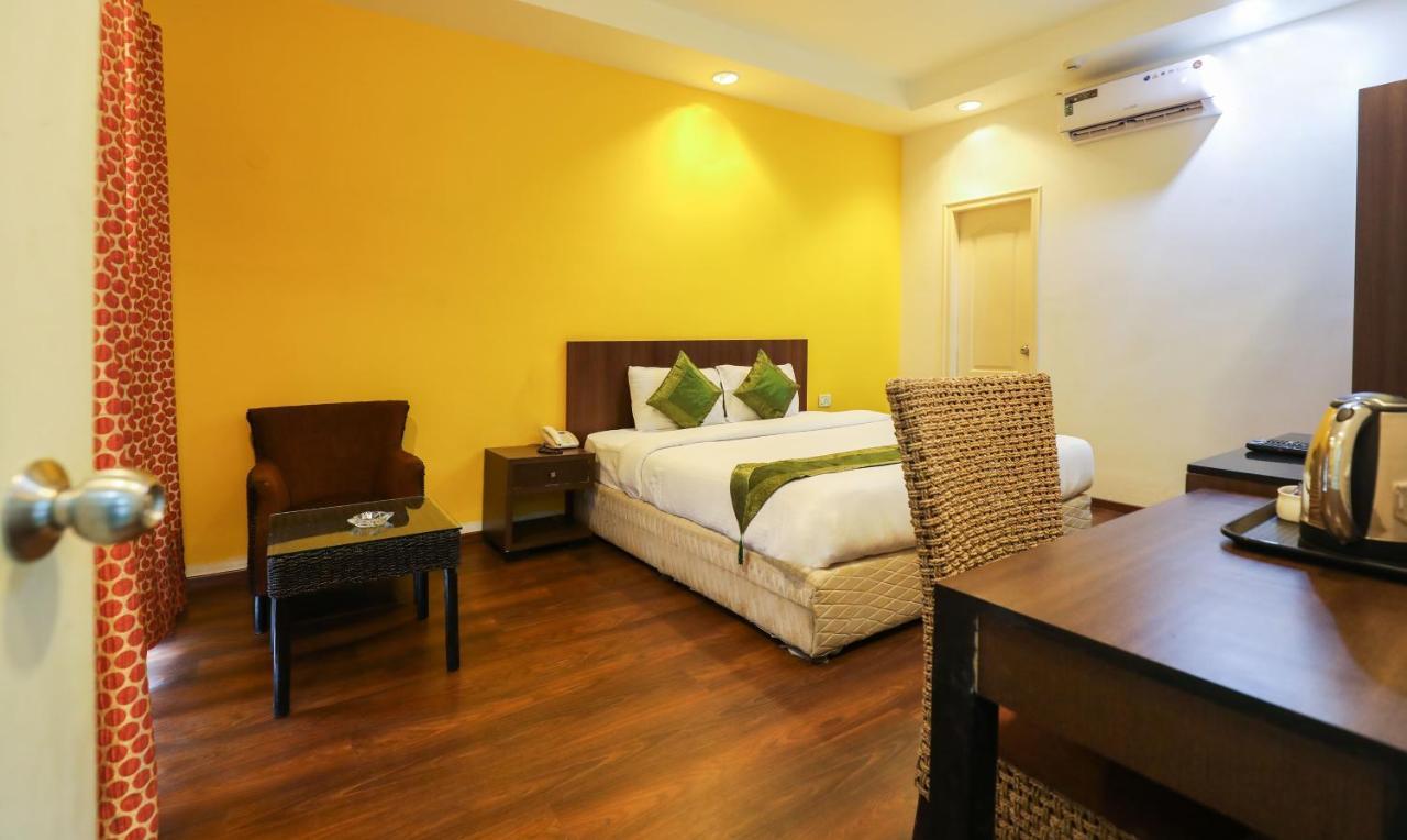 Treebo Trend White Mg Hotel บังกาลอร์ ภายนอก รูปภาพ